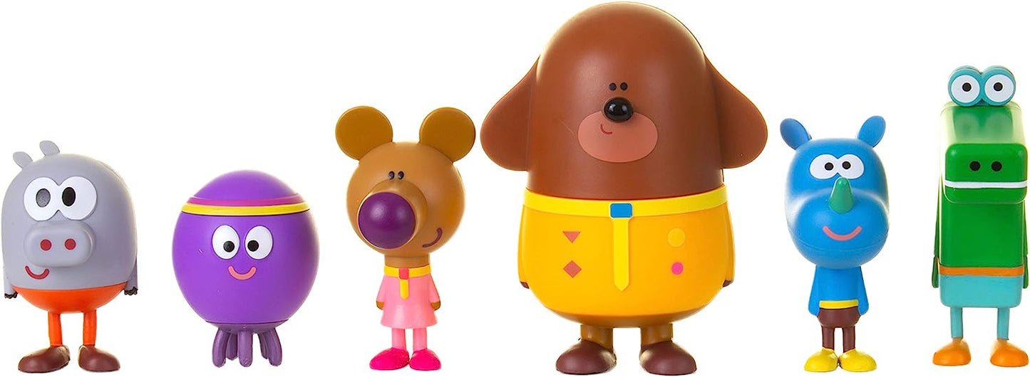 Hey Duggee toy figure set includes Duggee and his squirrels. Perfect toddlers toys from the CBeebies TV show.