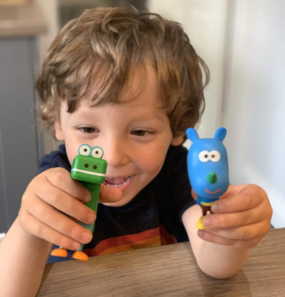 Hey Duggee toy figure set includes Duggee and his squirrels. Perfect toddlers toys from the CBeebies TV show.